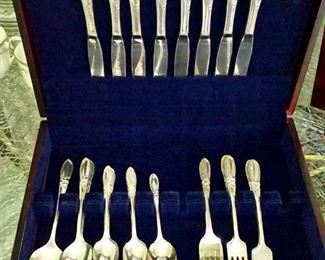 Community 'White Orchid' silver plated flatware (34 piece set)