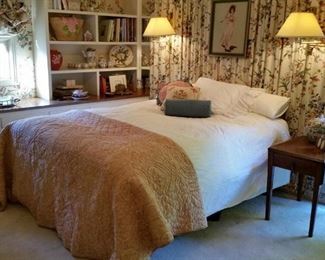 Naturepedic 'Halcyon' organic queen size bed