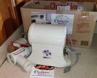 Champion electric juicer