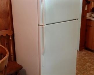 Maytag refrigerator/freezer