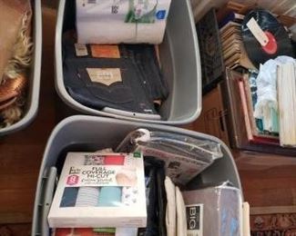 1002
New Clothes, Sheets, Gloves, And More
Brands Include Levi, Hanes, Schick, And More