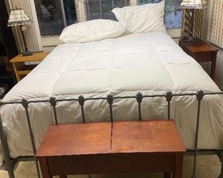 Iron full size bed, matching nightstands/ end tables, pair of lamps, wood side table