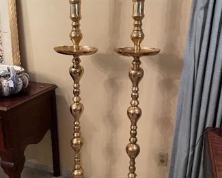 Large brass Vintage candlesticks