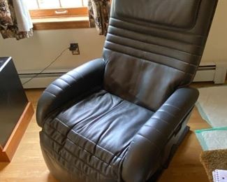 Awesome Electric Leather Recliner