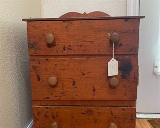 Antique "Salesman Sample" 3 drawer chest.