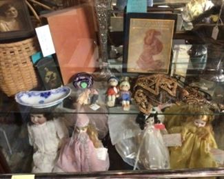 AntiquesPorcelain doll, madame Alexander dolls, for whom the bell tolls Hemingway, Maxfield Parrish, flow blue, art deco bisque dolls