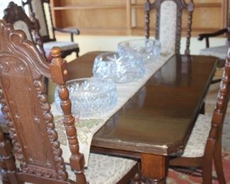 Dining table with 6 chairs.