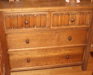 Four drawer chest.