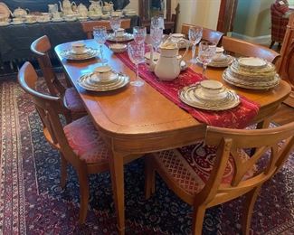 Drexel Mid Century Modern table & 6 Chairs