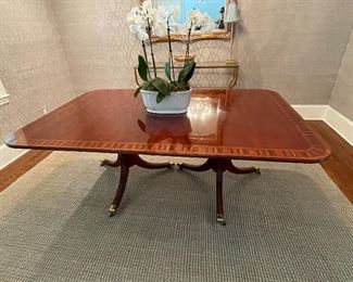 Table  with leaf and pad seats 10