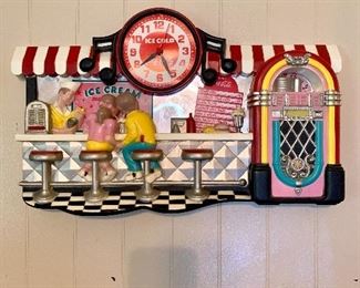 Vintage COCA-COLA DINER WALL CLOCK Fountain Soda/Ice Cream Parlor Jukebox