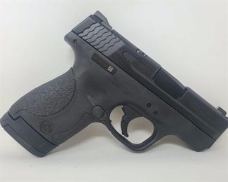 #422 • Smith & Wesson M&P9 Shield 9mm Semi-Auto Pistol - CA OK,  Barrel Length: 3"
Serial Number: JHE4075

California Transfer Available. Ca and out of state shipping available to your local FFL. Buyer is responsible for checking local laws before bidding.