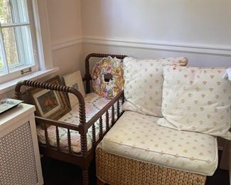 Antique Toddler bed