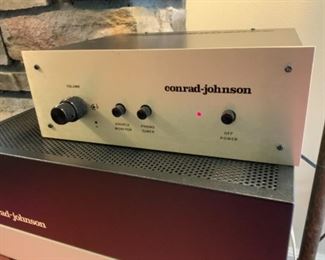 Conrad-Johnson tube preamplifier