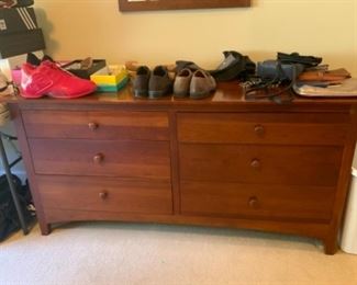 Ethan Allen lowboy dresser