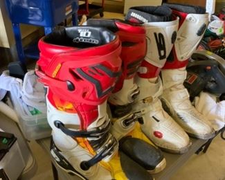 motorcycle boots - size 9/9 1/2