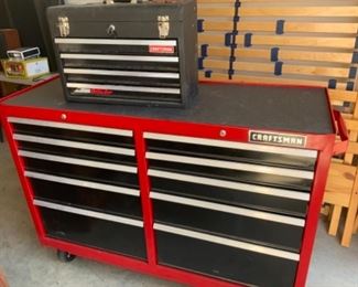 Craftsman rolling tool bench