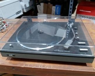 JVC JL F30 Fully Automatic Turntable