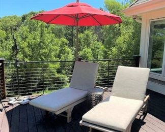 Kingsley Bate teak outdoor furniture with Frontgate umbrella and Magnolia end table