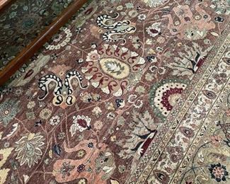 Area rug 11'x14', gorgeous Persian.