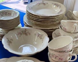 Homer Laughlin china set