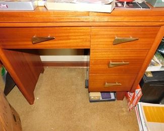 PFAFF 260 Vintage Automatic Sewing Machine