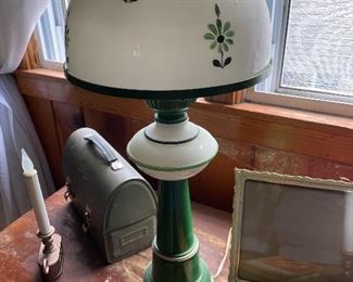Adorable vintage lamp