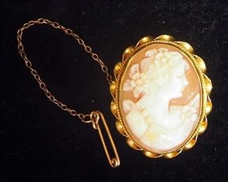 Cameo Pin With 10K Gold Trim