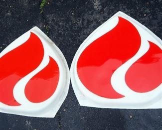 Standard Oil Molded Plastic Flame Signs, Qty 2, Each Approx 28" High x 27.5" Wide