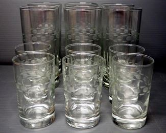 Set Of Tumblers And Juice Glasses With Artistic Cut Glass Line Design, Total Qty 12