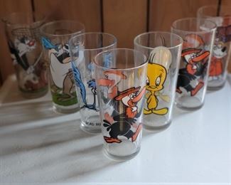 Loony Tunes collectible glasses