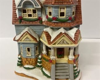 Colonial Village Applegate