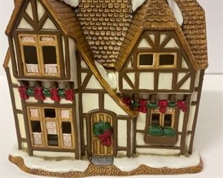 Colonial Village Hampshire House