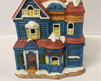 Colonial Village House of Blue Gables