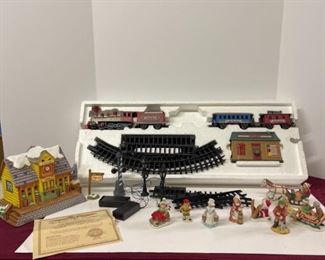 Dickensville Train with Lefton Station