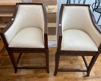 Pair of Frontgate counter swivel chairs/ stools. Backs are woven