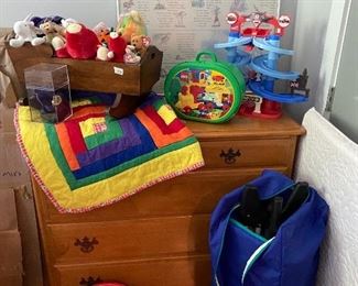 Toys, portable playpen