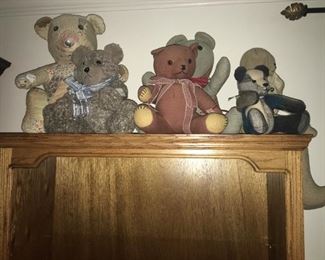 stuffed bears