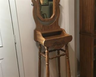 shaving and dressing mirror stand