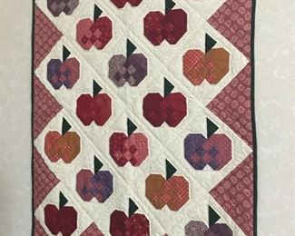 apple quilt