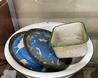 Enamelware Bowls and Lids