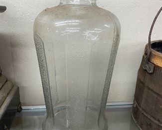 Large Speas U-Savit Jar