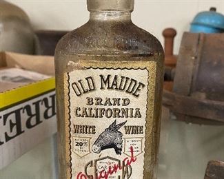 Old Maude California White Wine (Paper Label)