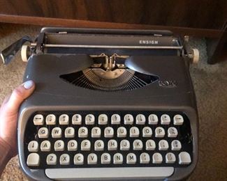 mini typewriter vintage