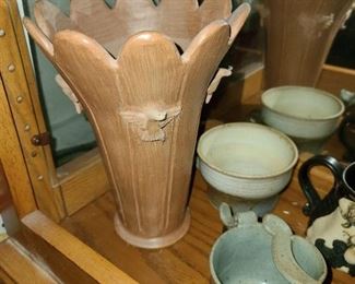 HANDMADE & HANDSIGNED POTTERY PIECES