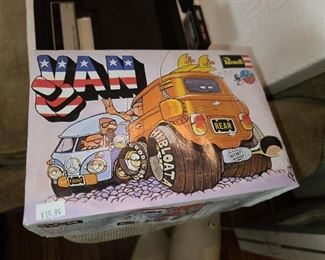 Original Revel Peace Van Model Kit