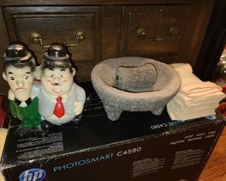 Vintage Laurel And Hardy Chalkware Planter