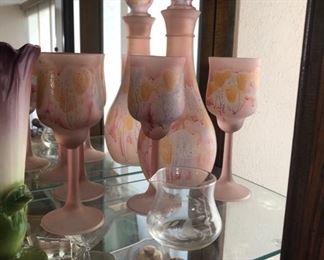 Stemware, glassware 