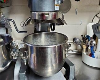 10qt. Avantco MX10 Commercial Mixer