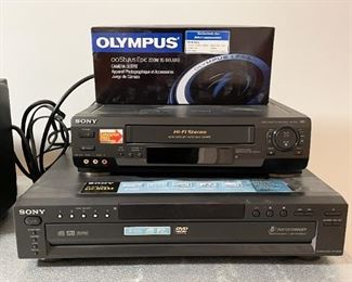 Sony VHS Player, Sony DVD Player